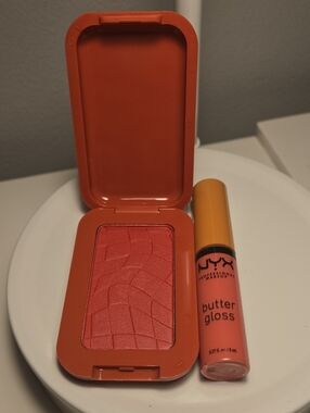 NEW NYX Butter Gloss & Blush Duo